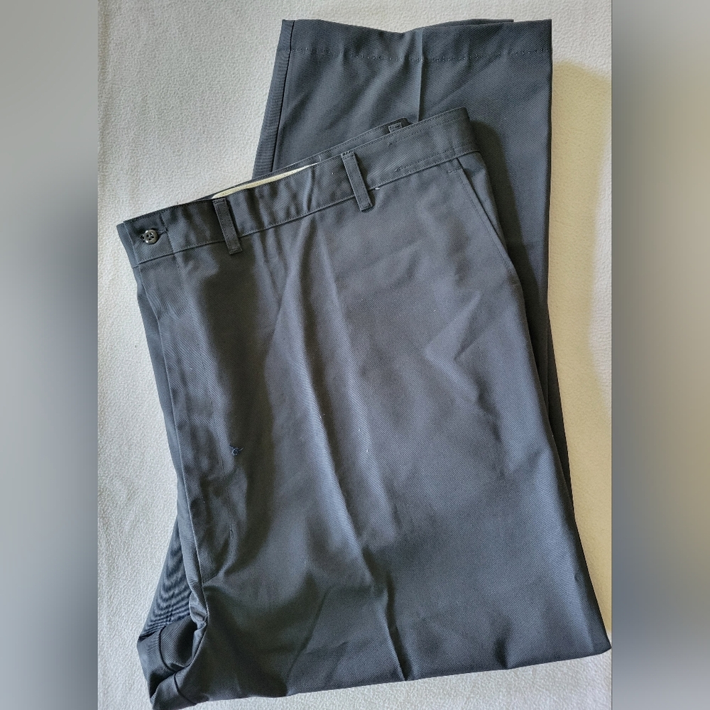 Men's Gray Dress Or Work Pants 52x28 Brand New, Never Worn, No Tags